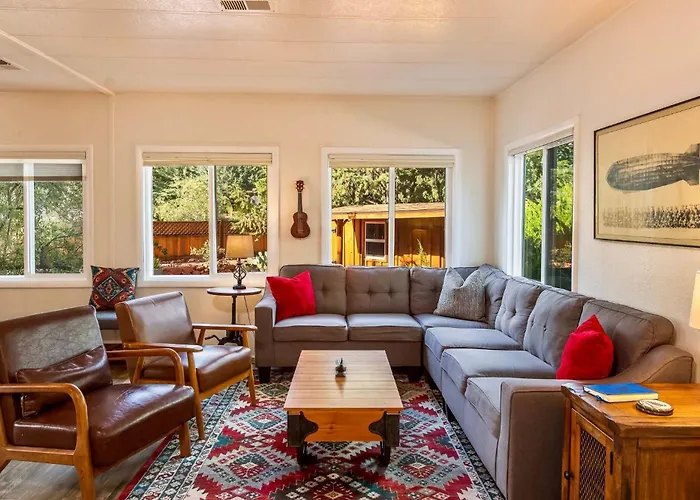 Amazing Views For Family Red Rock Trail House