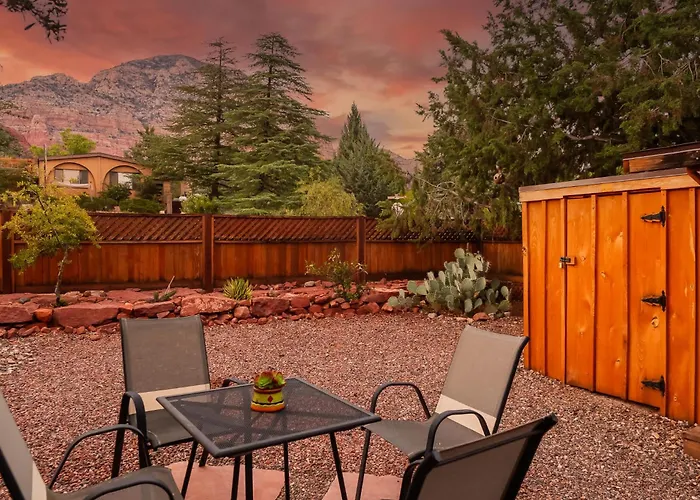 Holiday home Amazing Views For Family Red Rock Trail House *
